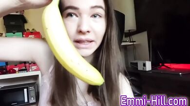 My massiv squirt! Banana stuffs TEEN pussy