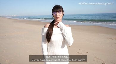 Walk on the Beach ends in a Blowjob Cum in Mouth - Full Video