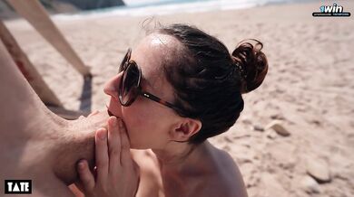 amateur girlfriend risky public deepthroat till huge cumshot - little arden