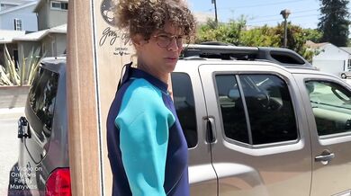 Surfer Stepmom Takes Stranger Home After The Beach