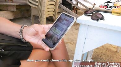 German woman is looking for sex and tries an online date