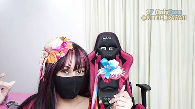Lilith Kawaii wearing a very short outfit showing all her ass pretty girls Asian girls
