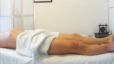 Perfect Asian massage parlor with handjob