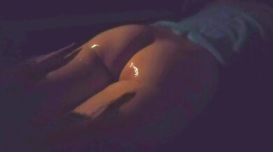 [Fetishism] Video of massaging the peach butt of a beautiful ass female 〇 (amateur, personal shooting, ass fetish)