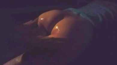 [Fetishism] Video of massaging the peach butt of a beautiful ass female 〇 (amateur, personal shooting, ass fetish)