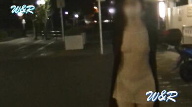 【個人撮影】可愛い彼女のエロな夜散歩は密かな楽しみCute girlfriend`s hot walk at night