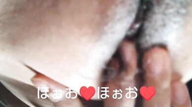 【字幕付き】シリコンブラシ装着したローターでオナニーする日本人女性。