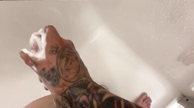 Soapy guy jerk off in shower and cum on wall