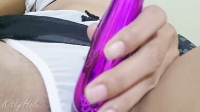 Desahan Cewek Sange Muncrat Duluan Sebelum Dientot
