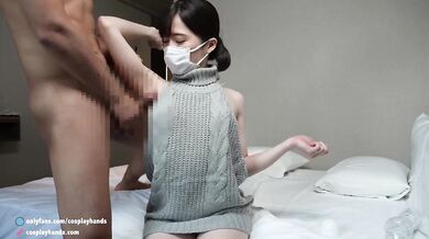 Japanese girl gives a guy an armpit job