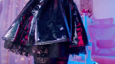Misa Amane Squirts In Front Of You!