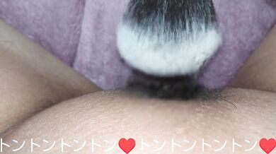 [With subtitles] Dirty talk barrage clitoris Nakuri-chan with an electric brush is red and black
