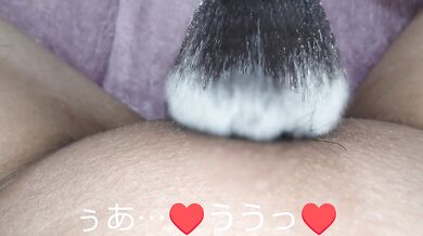 [With subtitles] Dirty talk barrage clitoris Nakuri-chan with an electric brush is red and black