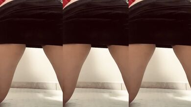 my pussy getting wet waiting for a big dick to fuck me