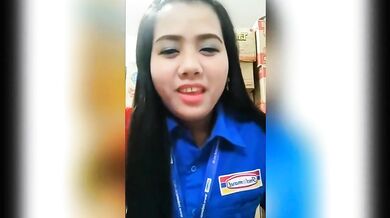 Karyawan Indomaret Live diGudang