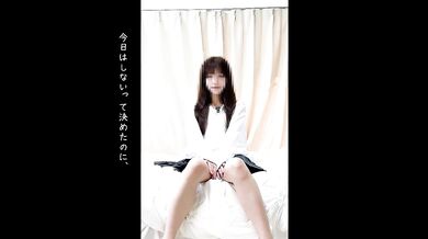 Beautiful girl reaches climax with vibrator masturbation/Japanese/Amateur