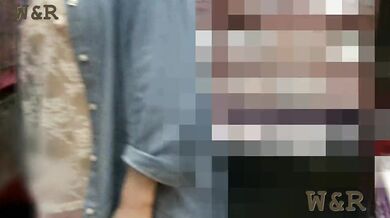 【個人撮影】可愛い彼女がエロビデオ店で恥ずかしドキドキ・最後は全裸にCute girlfriend strips naked in video store^m^