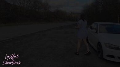 Hairy Mature MILF repaid my kindness by swallowing my cum