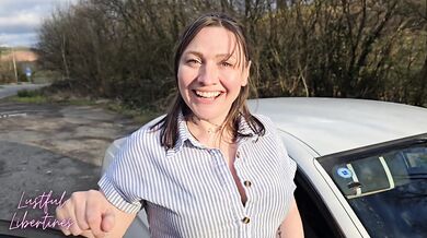 Hairy Mature MILF repaid my kindness by swallowing my cum