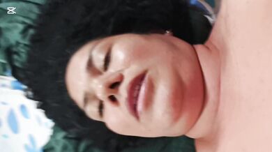 Gordita follando rico