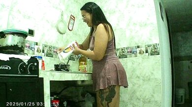 We are in love cooking and fucking at home