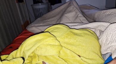 STEPDAD GETS MAD AT MY MOM AND COMES TO MY BED OUT OF SPITE, ME WITH THE DOOR CLOSED WITH A PEST