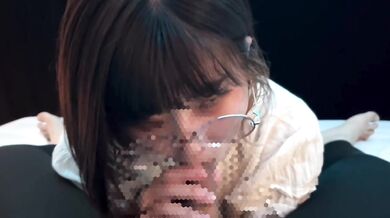 Junior college girl gives blowjob and cum in mouth and gokkun before going out