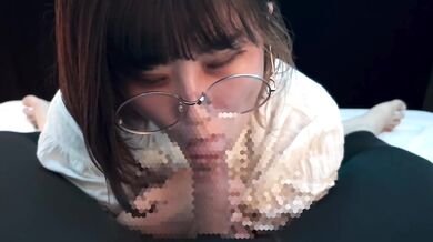 Junior college girl gives blowjob and cum in mouth and gokkun before going out