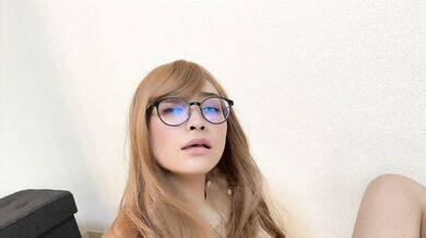I had sex with glasses on! Do I suit me?