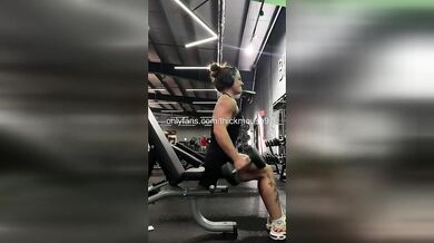 18yo Gym Thot Creampie Accident