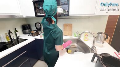 The female doctor still knows she has to wash the dishes when she gets off work.