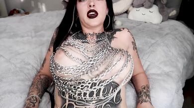 Goth GF pegs you CEI