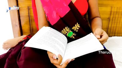 ක්ලාස් කරන්න ගෙදරට ආව ටීචර් කියලා දුන්න සෞඛ්‍යය පාඩම Sri Lankan Slut Teacher & Student Sex hardcore