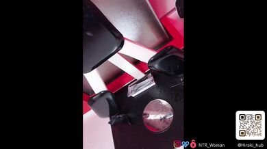 A married woman squirts profusely in an SM room