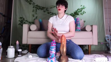 Goth FILLED with 10 CREAMPIES from BAD DRAGON DILDOS