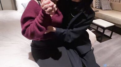 Married woman having sex with a young man at Tokyo Station.　POV Hentai Asian