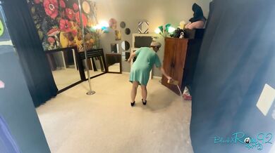 Vacuuming Carpet Powder
