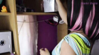 Taboo charming MILF Nami stepmother | Tabú de la encantadora madrastra MILF Nami.