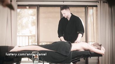 German Amateur Gets Fucked By Masseuse - Lustery