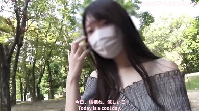 I had my girlfriend expose her tits outdoors and had creampie car sex with her