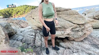 Spectacular woman giving a BLOWJOB among the rocks, and he CUMS on her FACE - Miss Pasion
