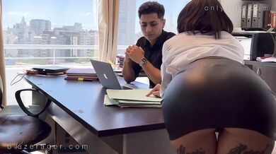 ONLYRULO SE COJE A SU SECRETARIA FT BLAZE RAGER