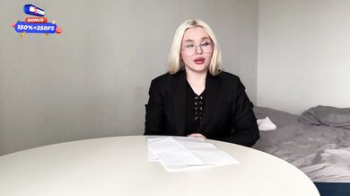 A strict teacher with a big ass, in stockings, taught a history lesson.