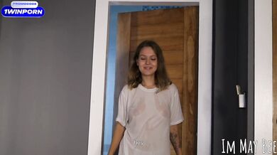 Oh, my shirt's wet... Can I suck you? FREE 0NLYF$ANS IN COMMENTS