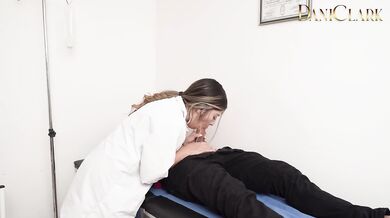 I nurse after consultation / Shaira