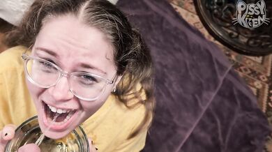 Dumb bitch thinks her bowl of piss is the Holy Grail