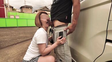 While washing my car, I got wet and my nipples were showing through. Even though there were people around, she put out her and was inserted raw and vaginal shot many times with a large amount of squirting. Cleaning / Japan / Uncensored / Big /