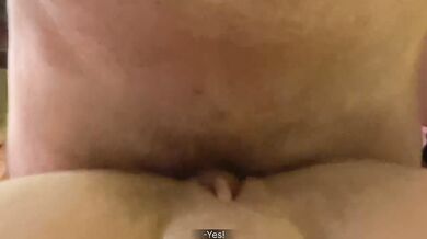 The bitch squirts from the magic hands of the massage therapist. Cum in pussy. (With subs)
