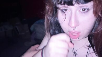 Perfect mouth 19 years old sucks it and then comes