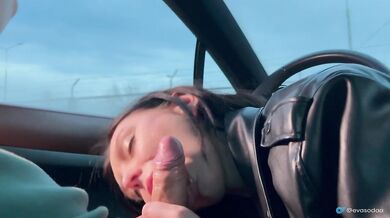 Stepsister washed the car and did not forget about the driver's cock. Swallowed a lot of sperm